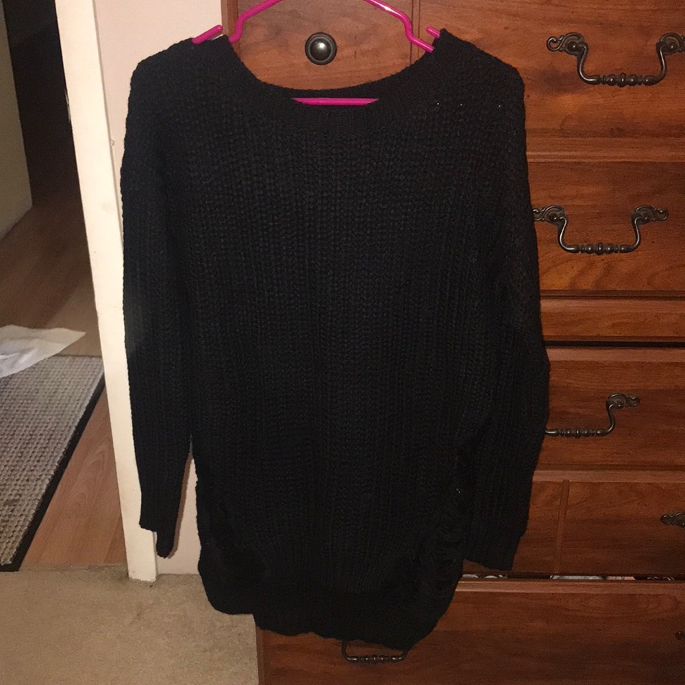 NWOT black tunic sweater